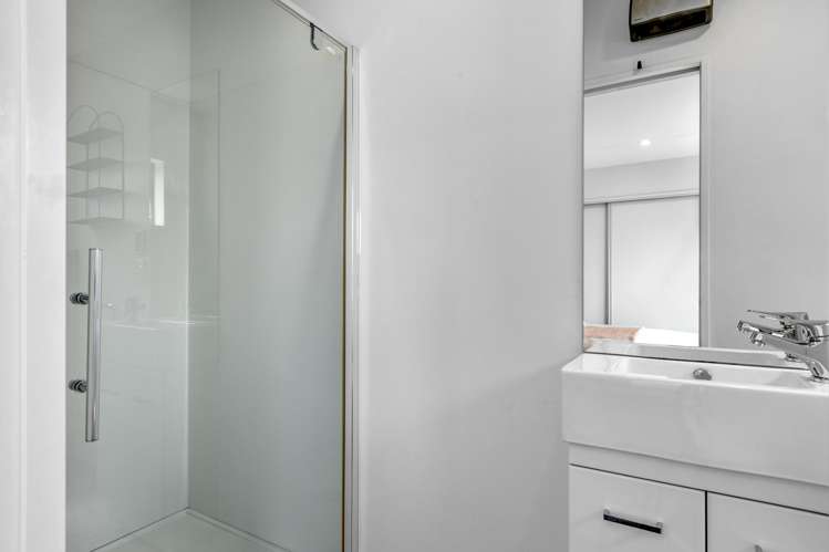 480e Manchester Street Saint Albans_11