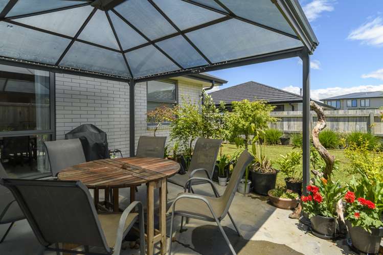 5 Cowell Crescent Pyes Pa_7