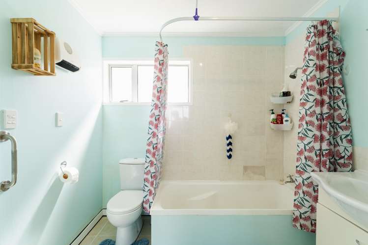 7 Dalrymple Street Pine Hill_12