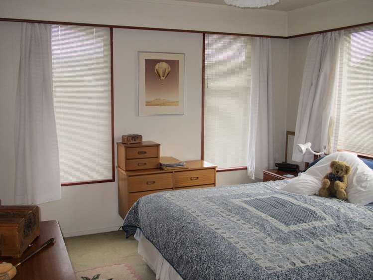 10 Walnut Place Mosgiel_12