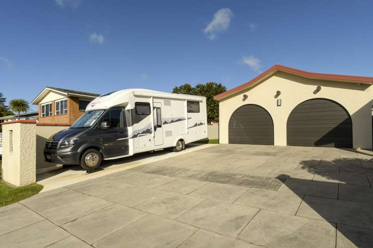 44 Strathmore Street Matua_23