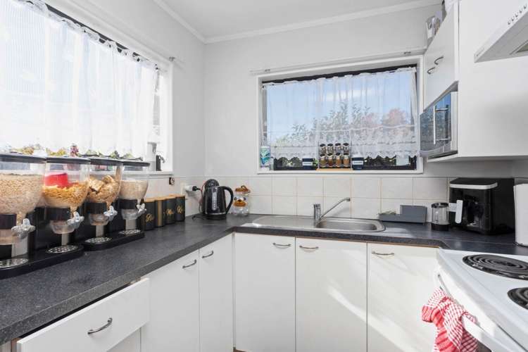 1/1 Taikata Road Te Atatu Peninsula_0