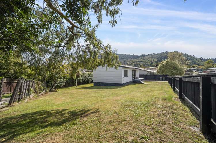 18a Grayson Avenue Mangakakahi_10