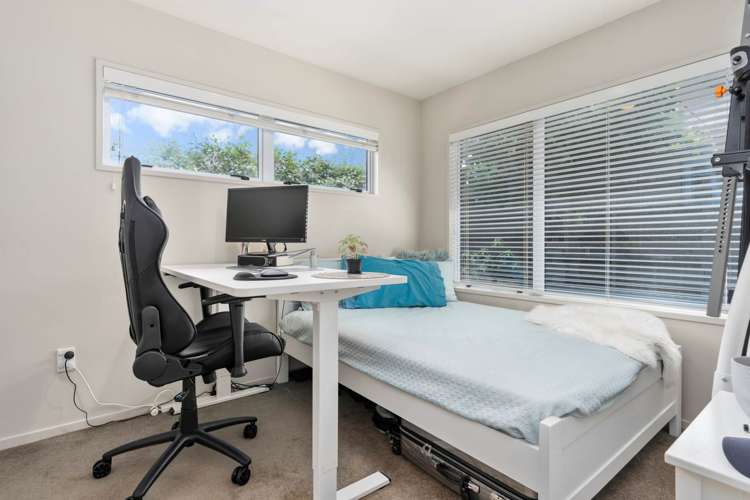 2/14 Taharoto Road Takapuna_9