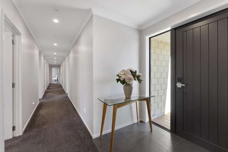 4 Kohunga Crescent Bottle Lake_12