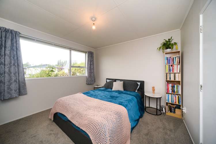 29 Ferndale Place Feilding_10