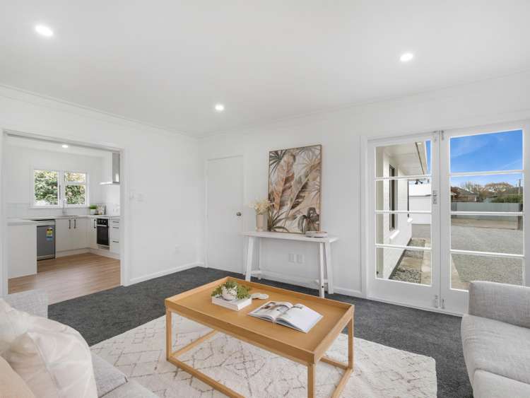 49 Sandown Crescent_3