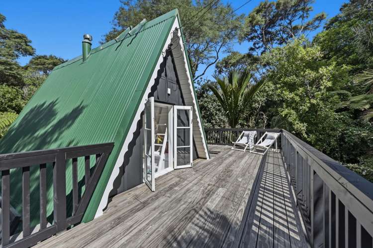 19 Crescent Road West Ostend_16