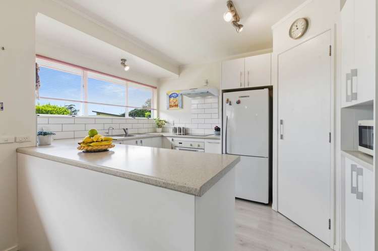 2/54 Millen Avenue Pakuranga_10