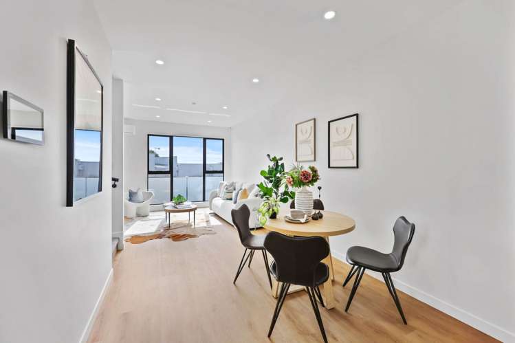 1/2 St Oswalds Road Greenlane_10