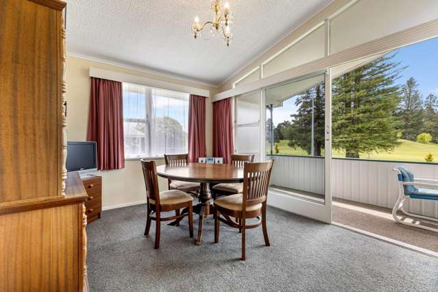 176 Golf Road Taumarunui_3