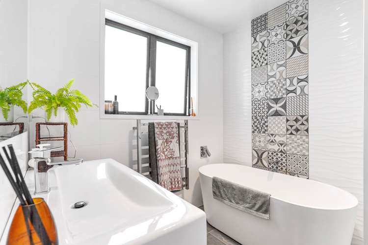 1 Bata Place Pomare_20