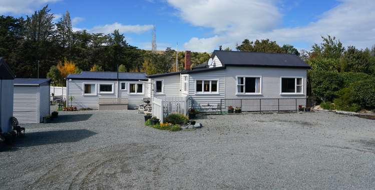 65 Ashton Street Winton Surrounds_17