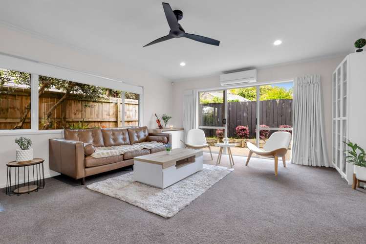 2/13 Fratley Avenue Farm Cove_7