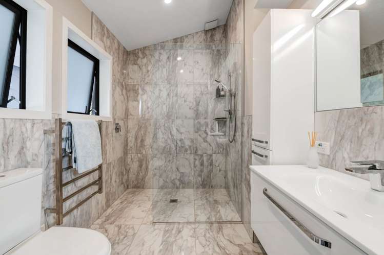 230 Spur Road Silverdale_14