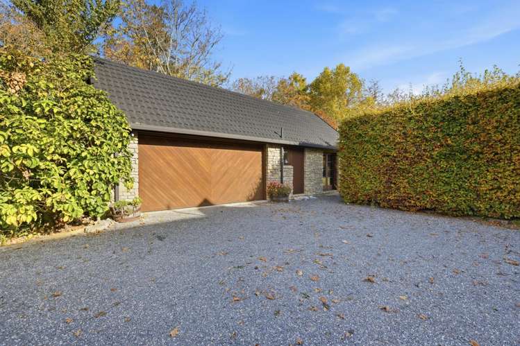313 Plaskett Road Fernside_17
