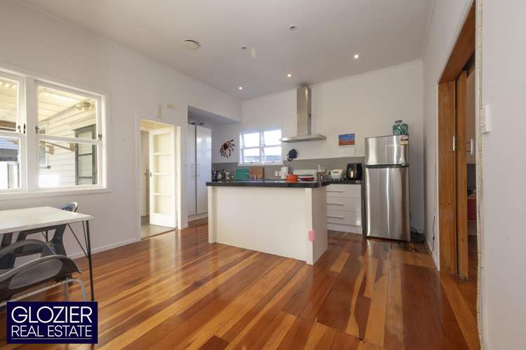 16 Raymond Street Point Chevalier_8