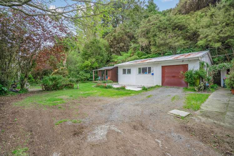 4 Karaka Street Otaki Beach_15