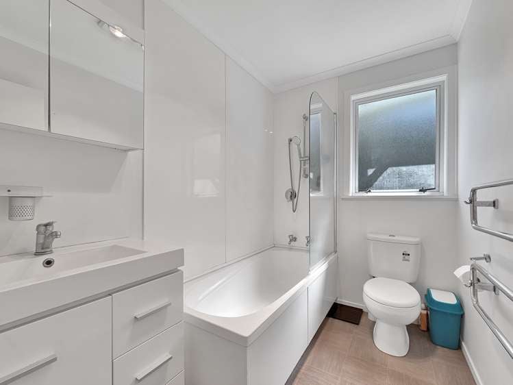 10 Hermes Place Westbrook_12