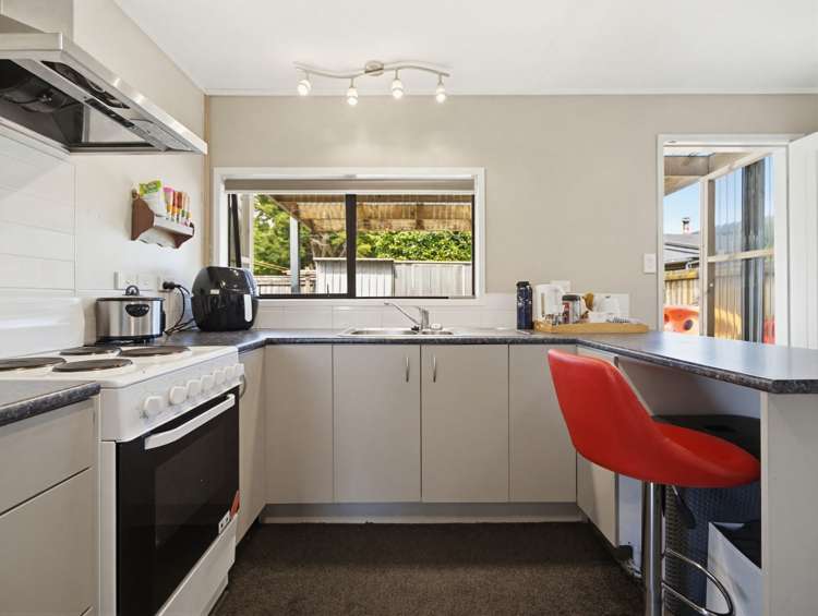 2/1 Glengarry Place Lake Taupo_11