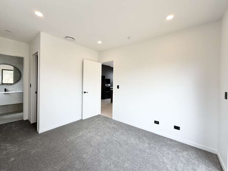 386 Te Taruna Drive Milldale_8