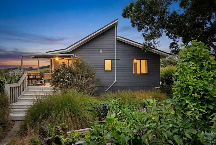 29 Grand View Road Matheson Bay_19