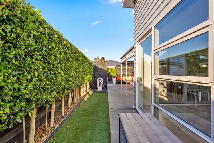 15 Symes Drive Red Beach_11