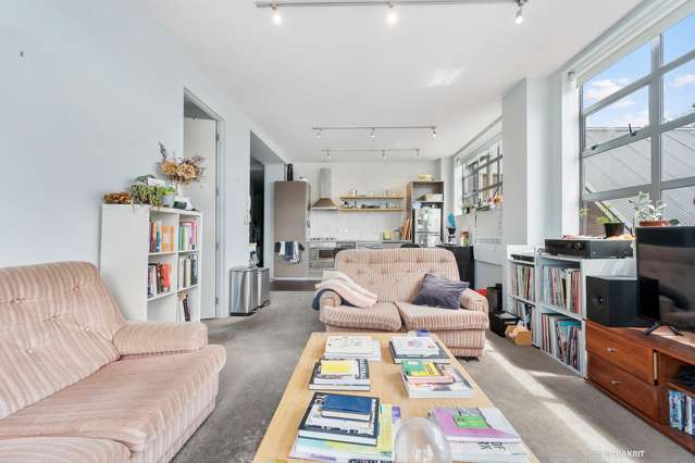 303/20 Hanson Street Mount Cook_4