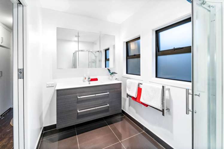 9 Lanigan Street Birkdale_13