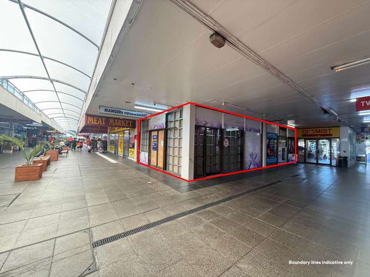 19 Mangere Town Square_0