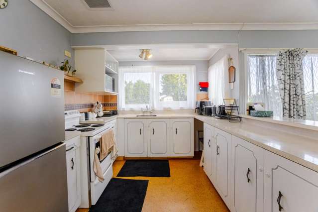 28 Wycliffe Street Onekawa_2