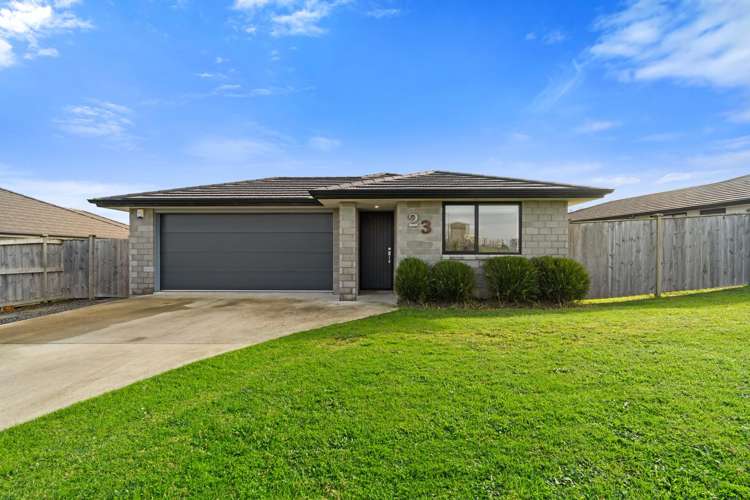 23 Swan Road_0
