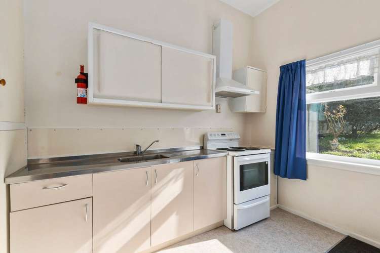 8 Winchester Street Lyttelton_6