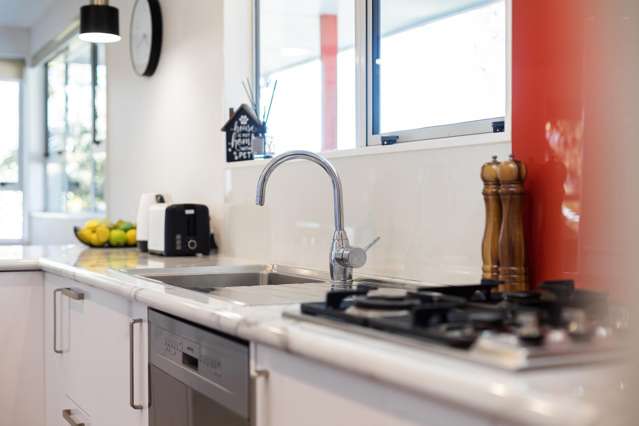 19 Hartford Crescent Totara Park_3