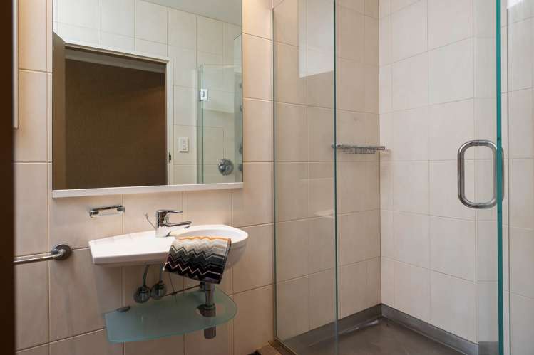 7 Summit Drive Mount Albert_15