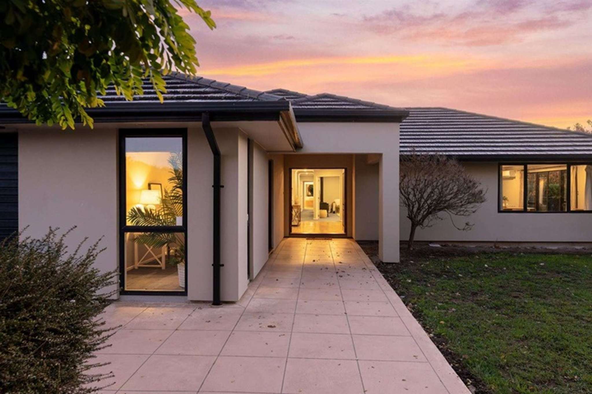 Whopping 134 bids for Christchurch home - ‘they just punched and counter-punched’