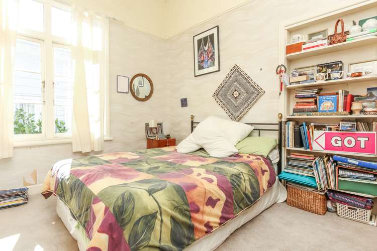 4 Lake Road Devonport_10