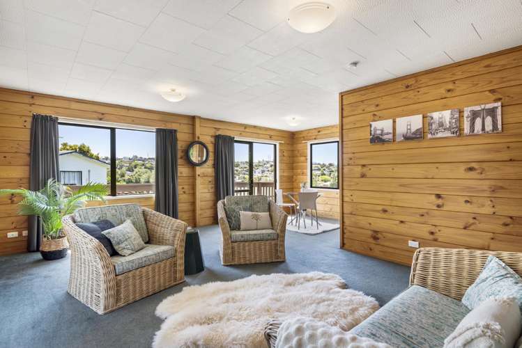 1/8 Camilla Grove Totara Vale_29