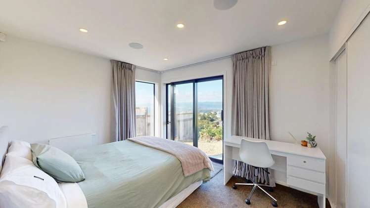 49 Ashton Fitchett Drive Brooklyn_11