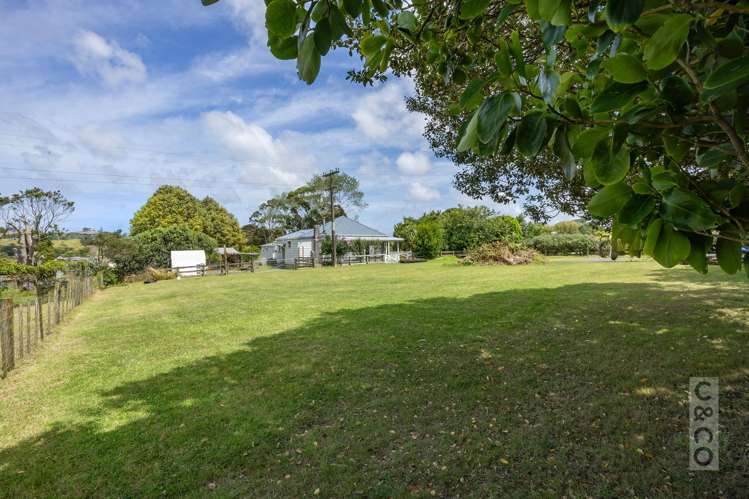 279 Fordyce Road Helensville_39
