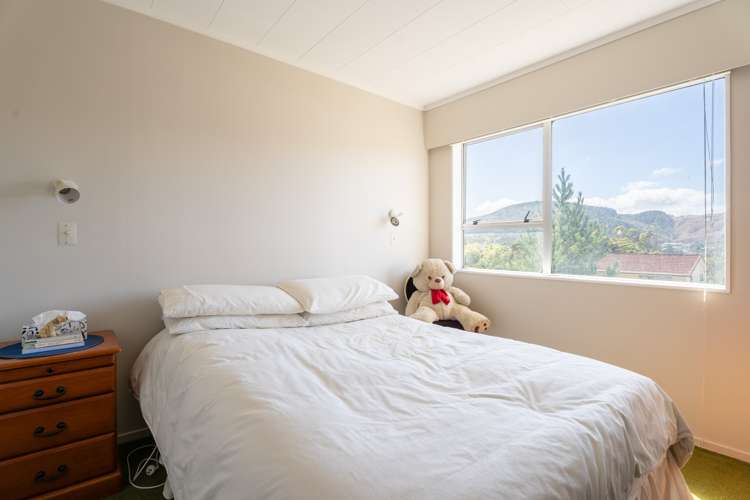 68 Fyvie Avenue Tawa_12