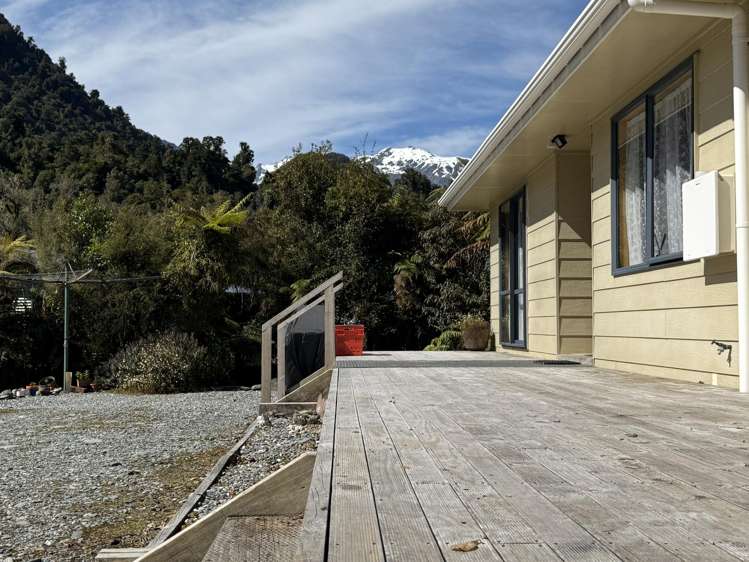 14 Kamahi Crescent Franz Josef_1