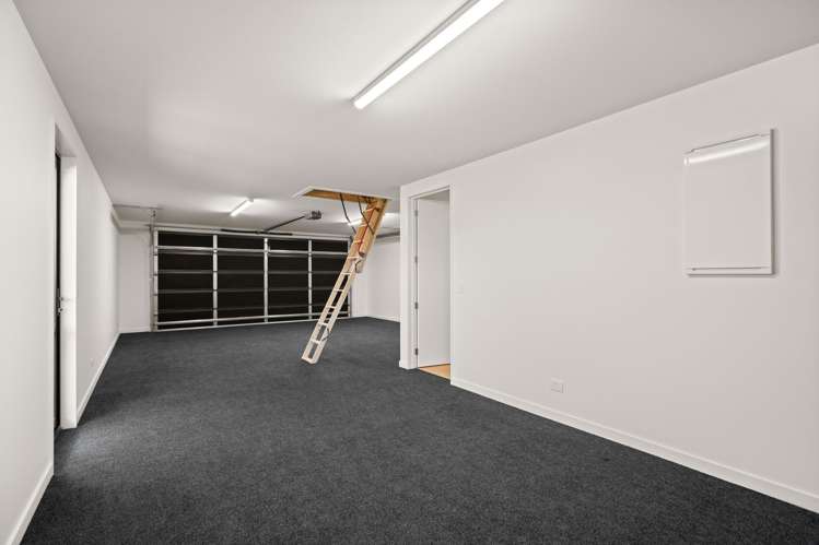 54 Falcons View Drive Rolleston_20