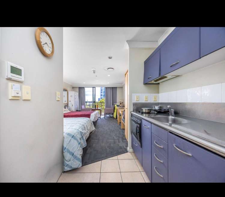4C/100 Greys Avenue Auckland Central_7