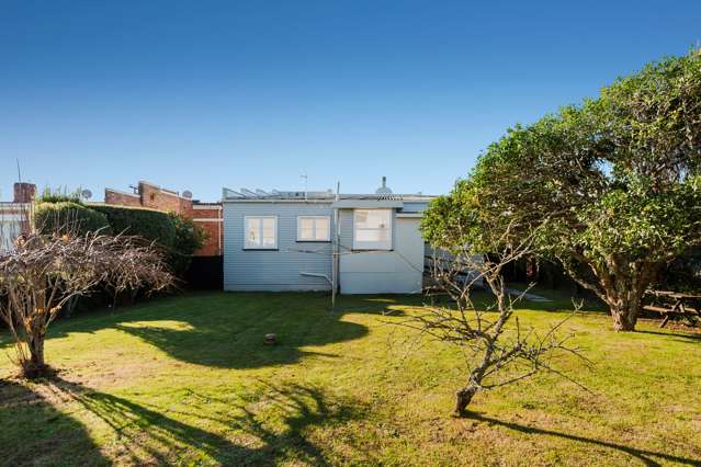 14 Hazel Avenue Mount Roskill_2