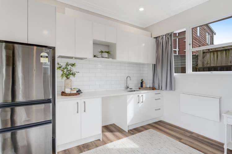 88 Gossamer Drive Pakuranga Heights_29