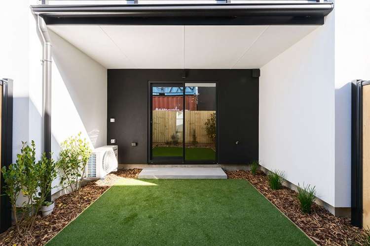 1/73 Ferry Road Christchurch Central_11