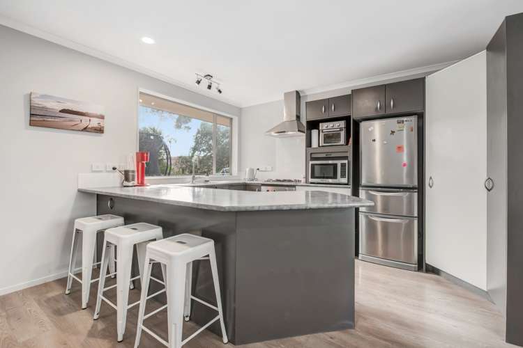 9 Jean Place Stanmore Bay_8