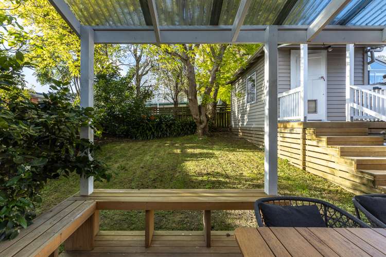 33 Owairaka Avenue Mount Albert_27