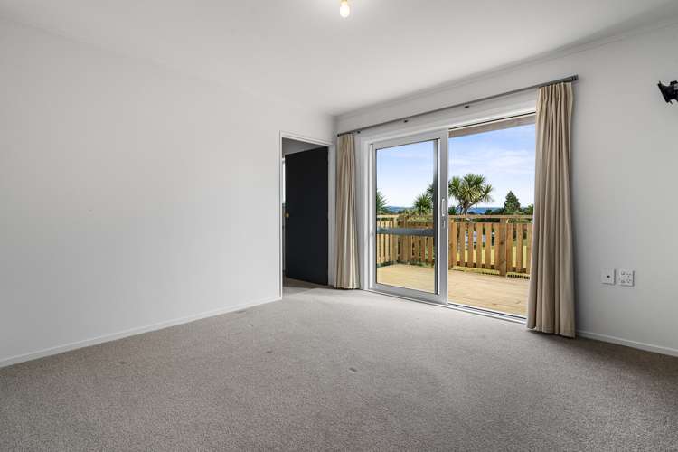 8 Meander Drive Welcome Bay_6